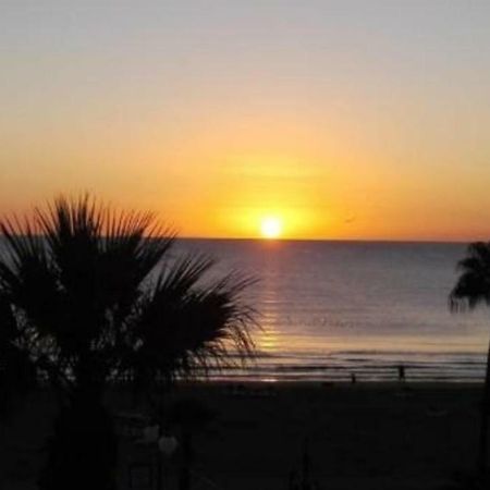 Larnaca Beach Apartment 44 المظهر الخارجي الصورة